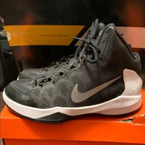 Nike Zoom Without a Doubt Sneakers